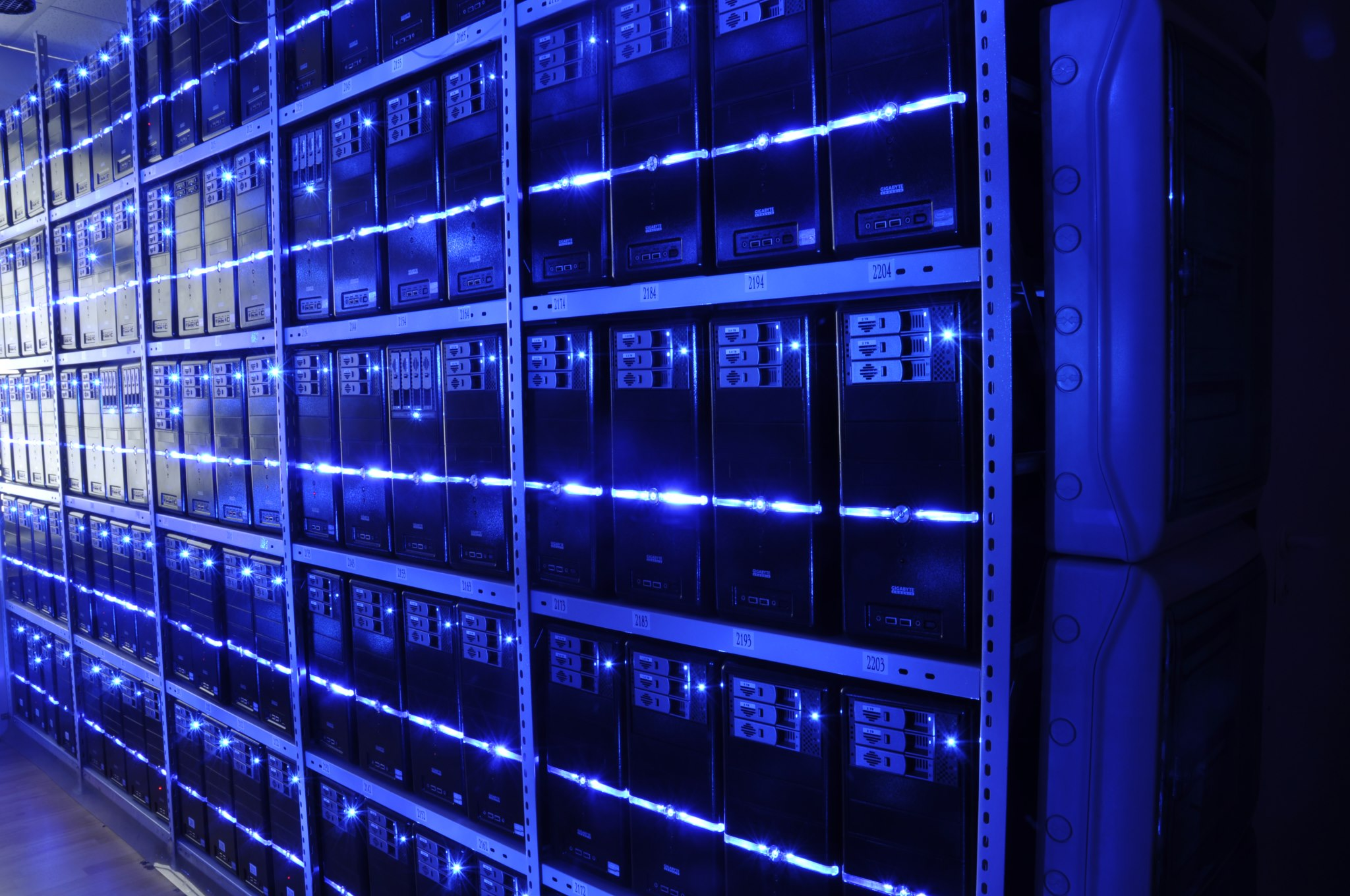 AI data center servers