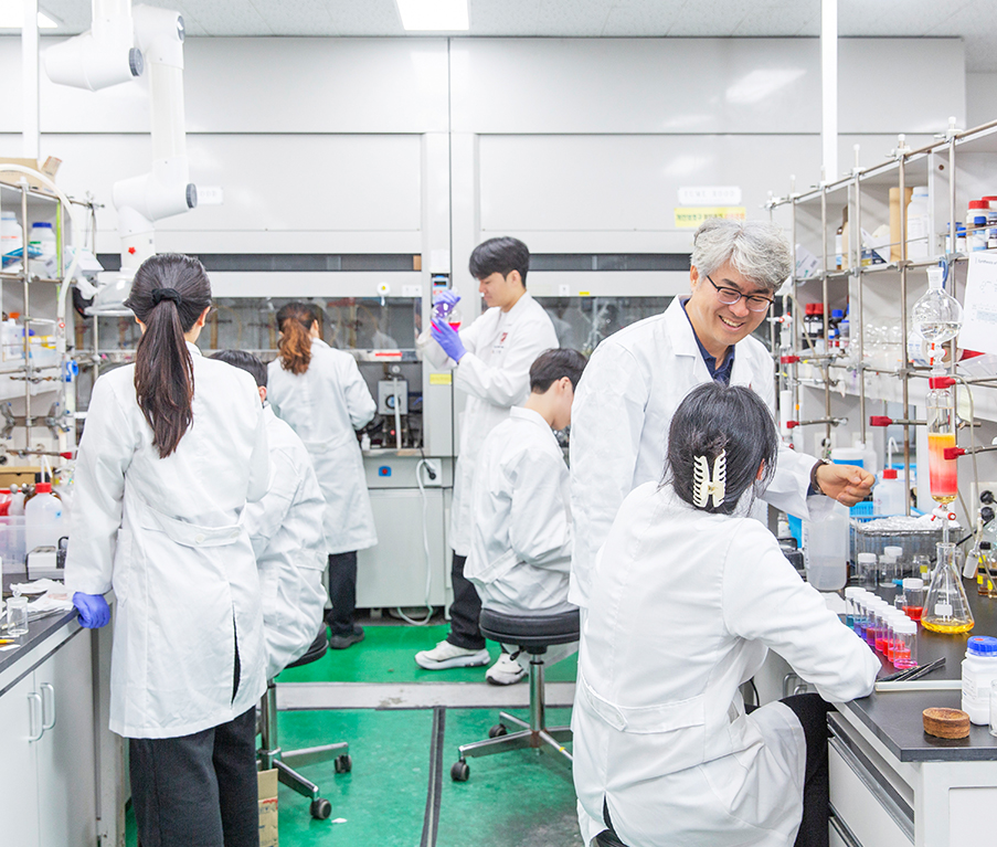 university laboratory researcher Korea